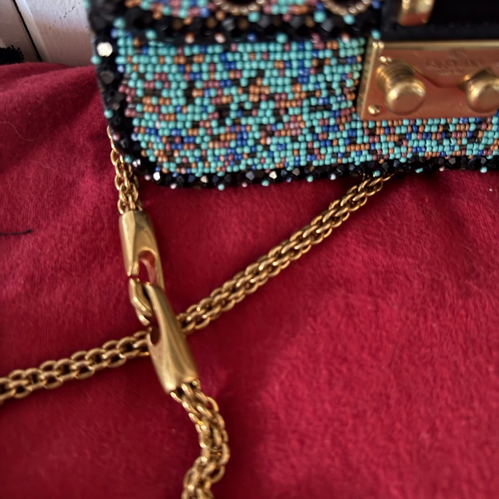 Valentino Garavani Glam Lock Beaded Rockstud Mini Bag – Rare - Picture 5 of 13